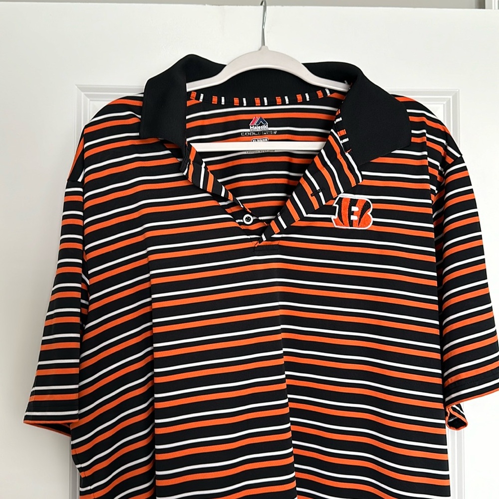 Men’s Cincinnati Bengals Golf Polo sized XL